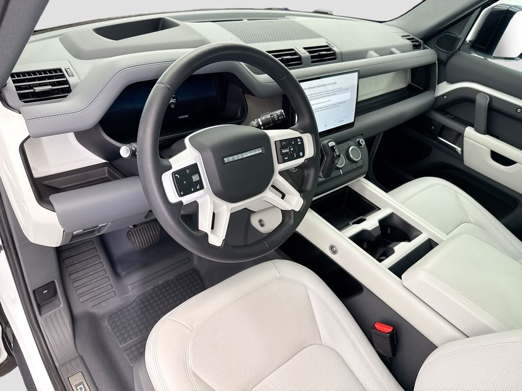 Thumbnail: 2025 Land Rover Defender - 9