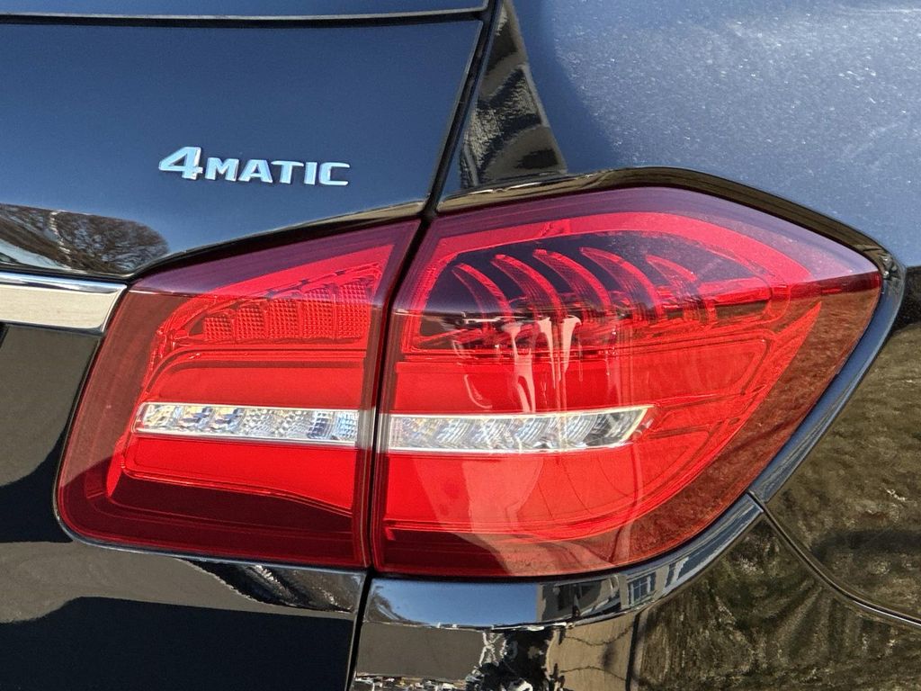 Thumbnail: 2018 Mercedes-Benz GLS - 10