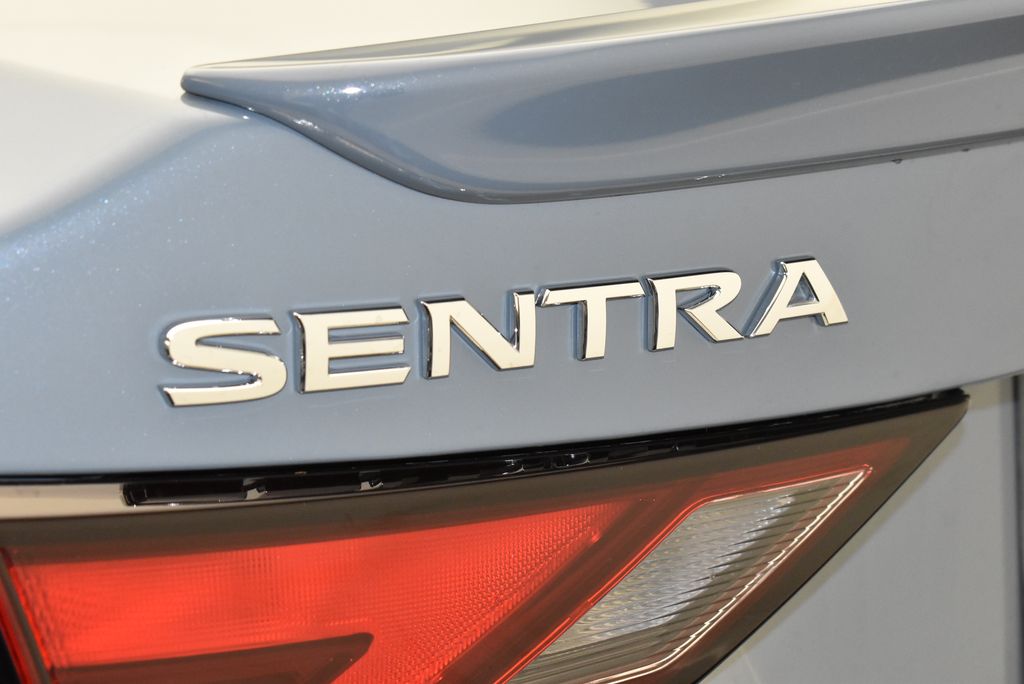 2025 Nissan Sentra SR 9