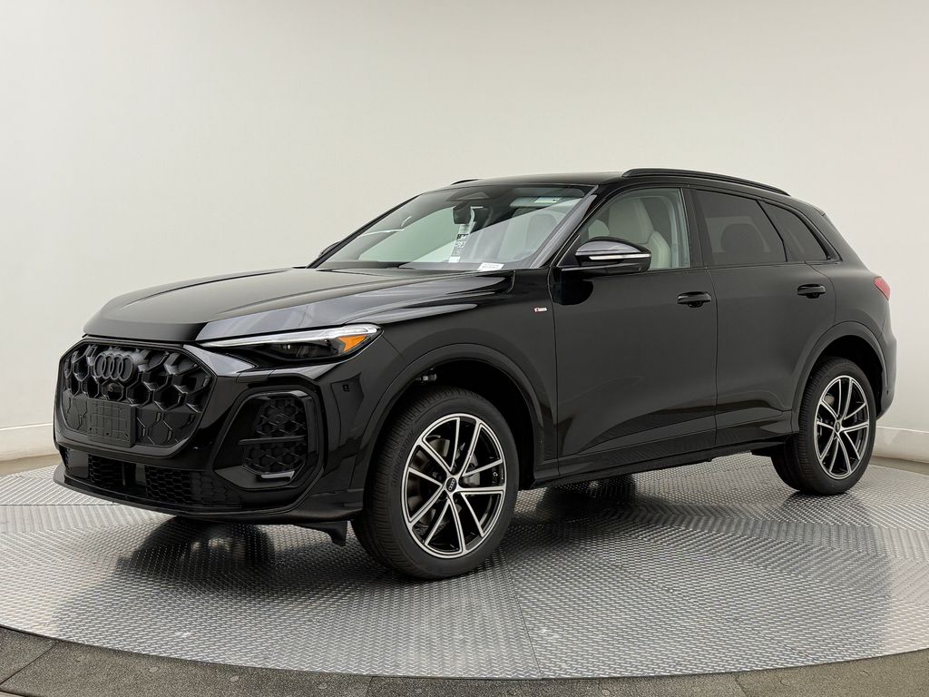 Thumbnail: 2026 Audi Q5 - 4