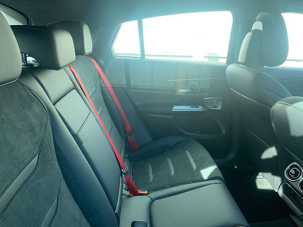 Thumbnail: 2026 Mercedes-Benz GLC - 5