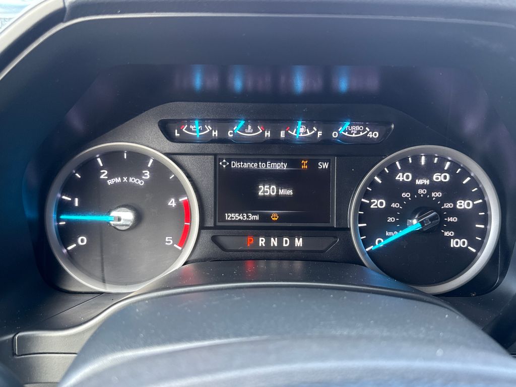 Used 2022 White Ford XLT image 18
