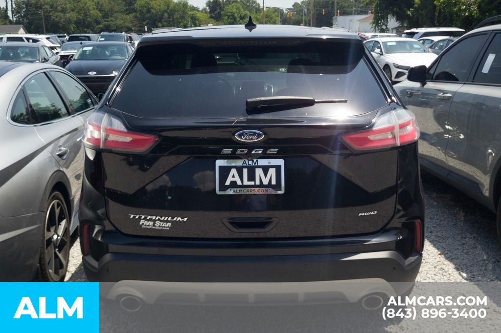 Used 2022 Black Ford Titanium image 5