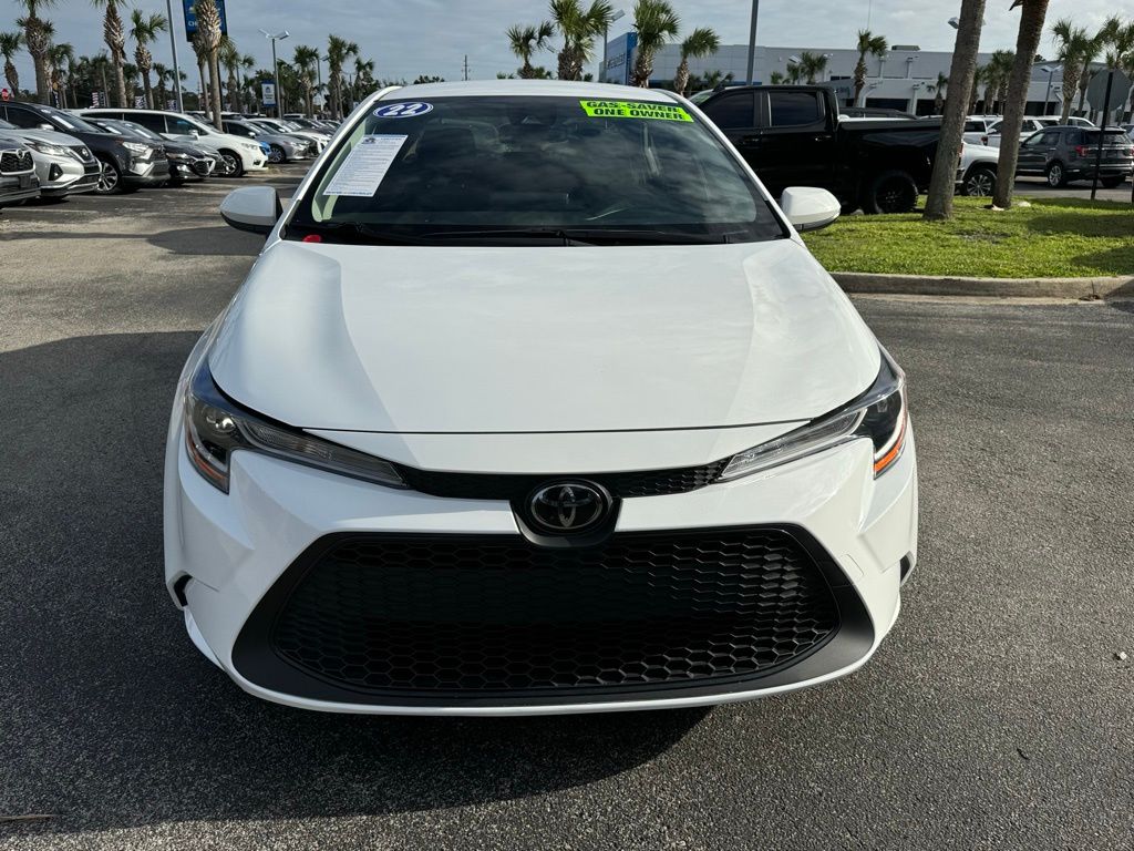 2022 Toyota Corolla LE 3