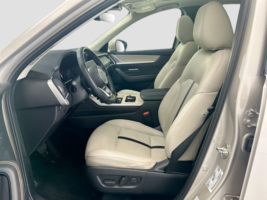 Thumbnail: 2025 Mazda CX-90 - 17