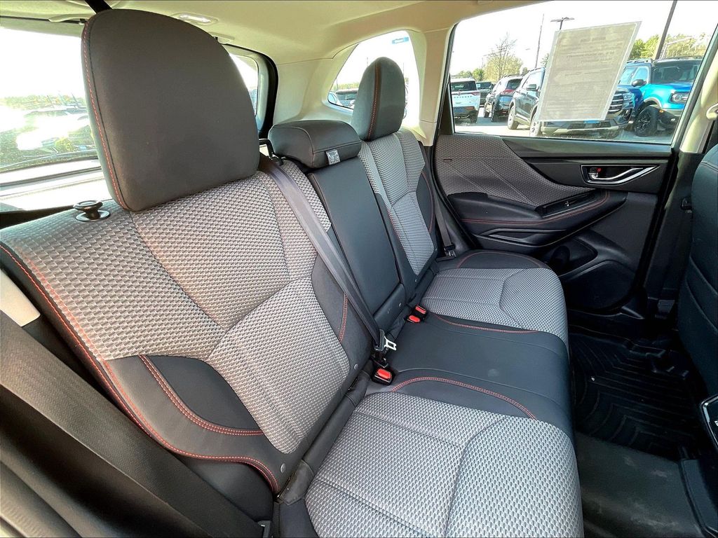 2023 Subaru Forester — photo 15