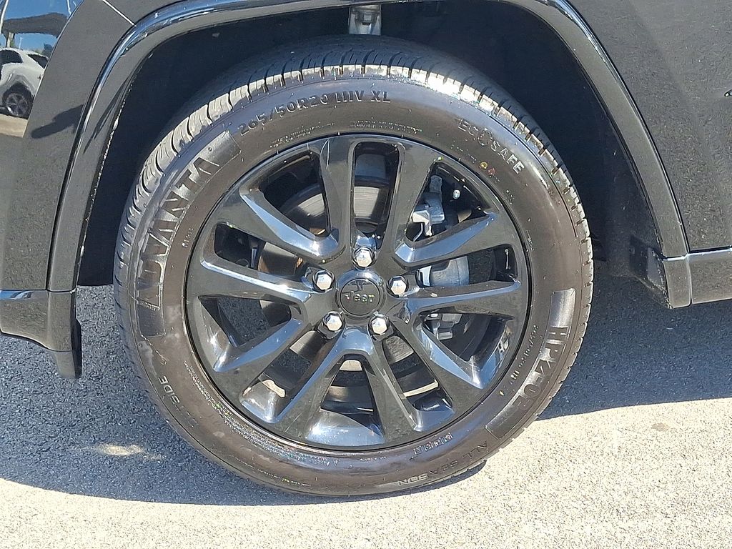 Thumbnail: 2020 Jeep Grand Cherokee - 8