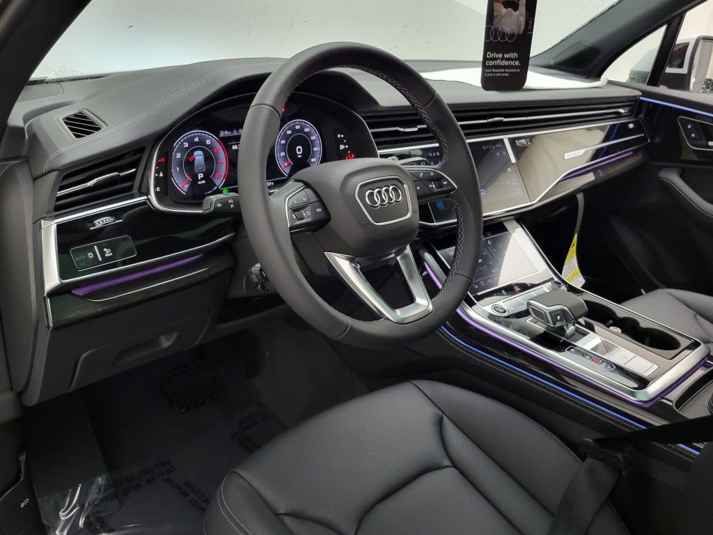 Thumbnail: 2026 Audi Q7 - 32