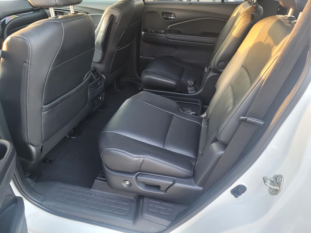 used 2020 Honda Pilot car, priced at $19,600