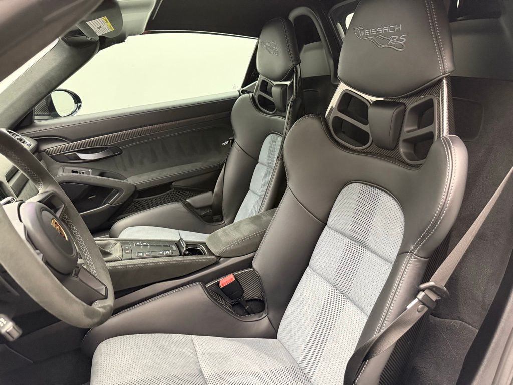 Thumbnail: 2024 Porsche  - 5