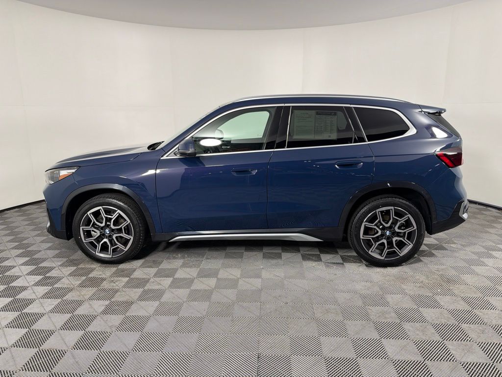 Thumbnail: 2026 BMW X1 - 8