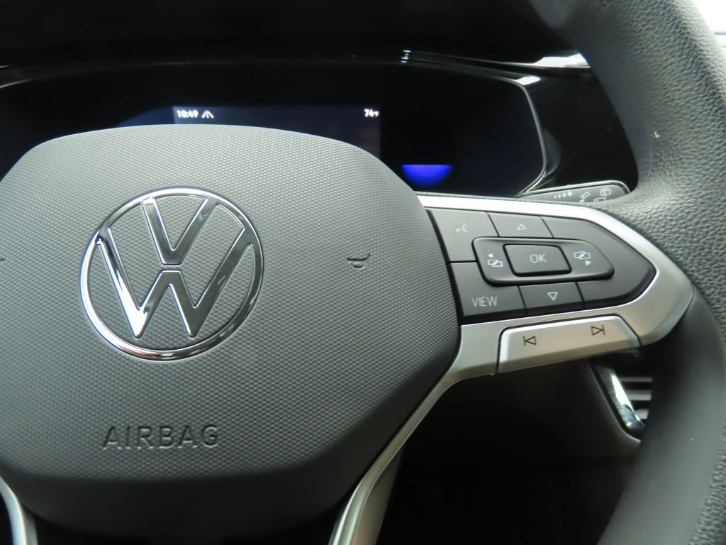 2022 Volkswagen Taos S 13