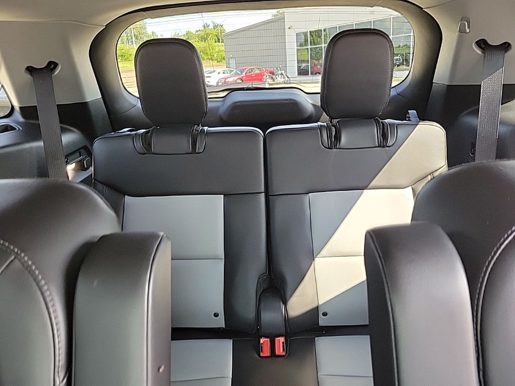 Used 2024 Ford Explorer SUV