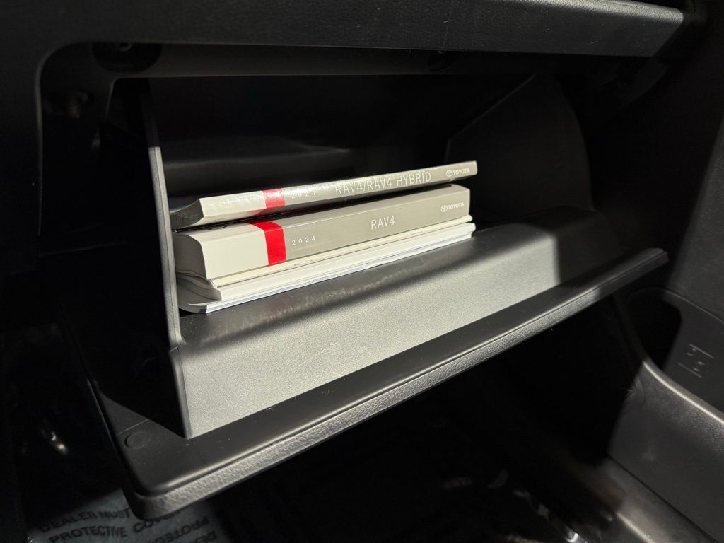 Thumbnail: 2024 Toyota RAV4 - 28