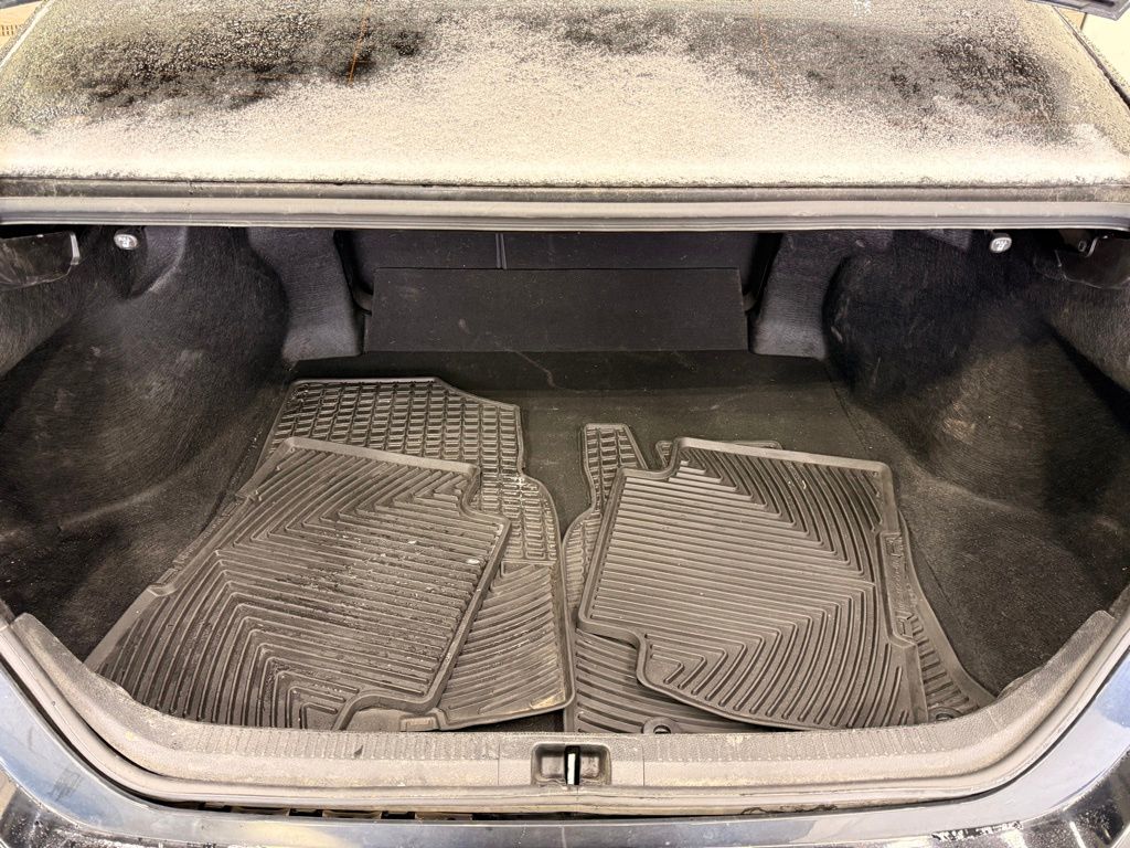 Thumbnail: 2019 Toyota Camry - 20