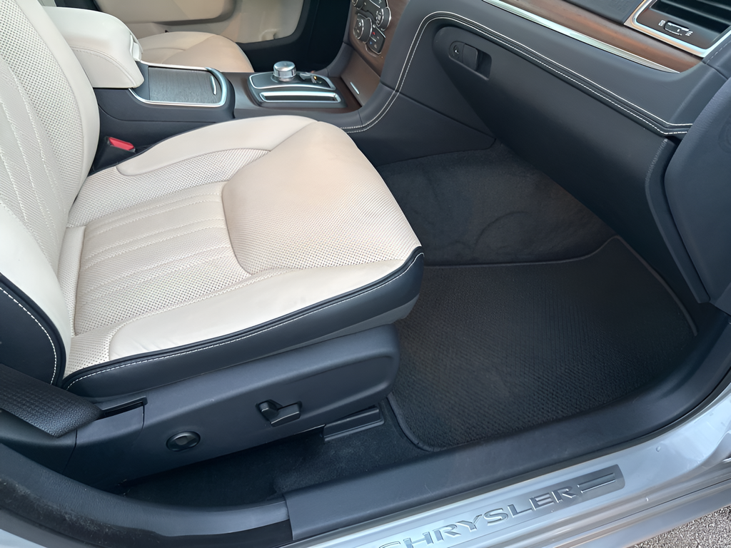 Used Car 2020 Chrysler 300  C For Sale Under $35,000 In Austin, Texas