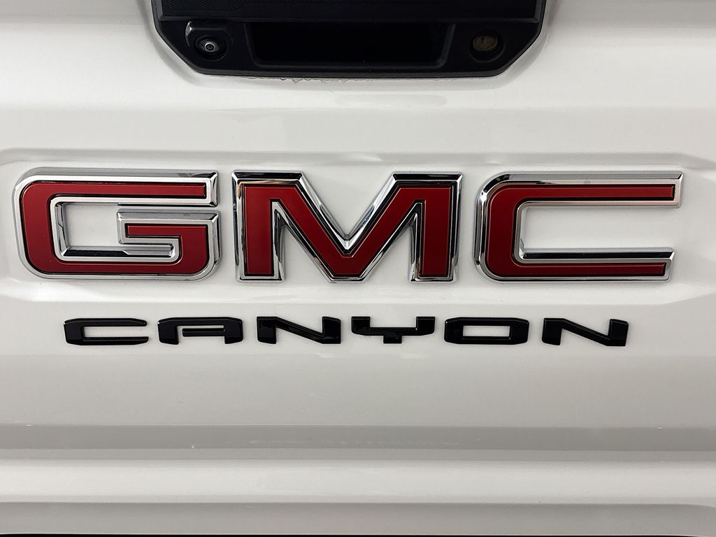 2023 GMC Canyon AT4