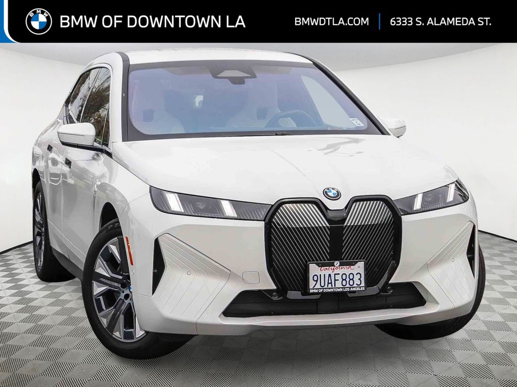 2026 BMW iX xDrive45