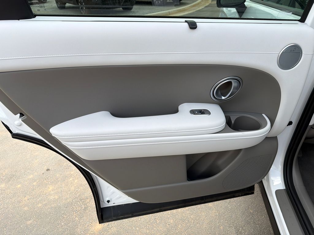 New 2026 White Hyundai Blue SEL Premium image 22