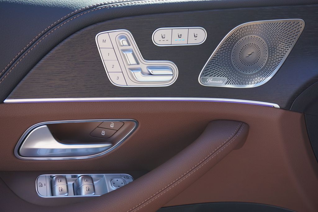 Thumbnail: 2026 Mercedes-Benz GLE - 25