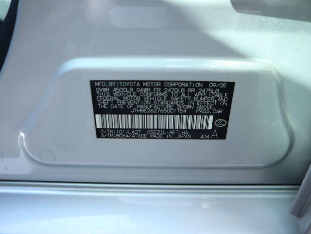 Thumbnail: 2006 Lexus IS - 19