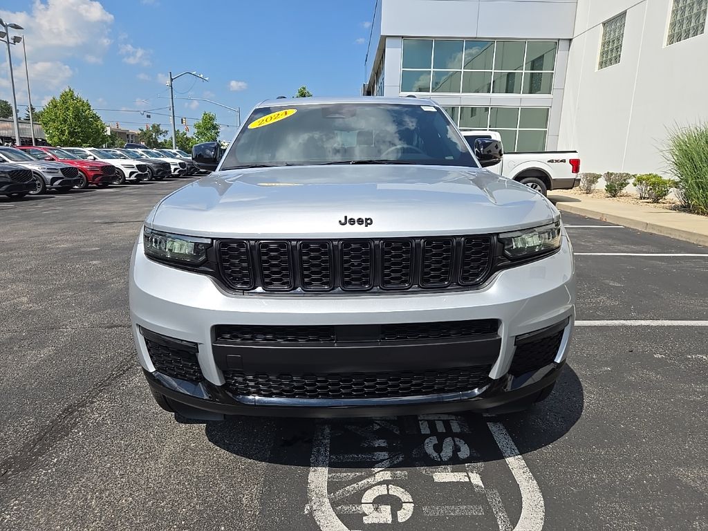 Thumbnail: 2024 Jeep Grand Cherokee L - 3