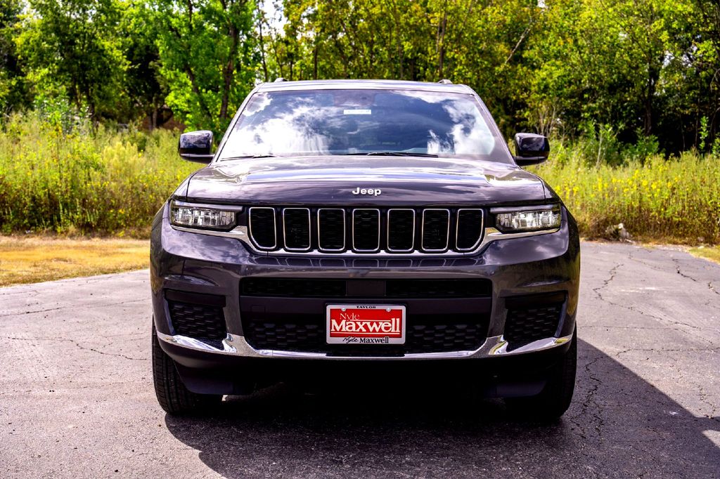 New Car 2025 Jeep Grand Cherokee L  Laredo For Sale Under $40,000 In Taylor, Texas