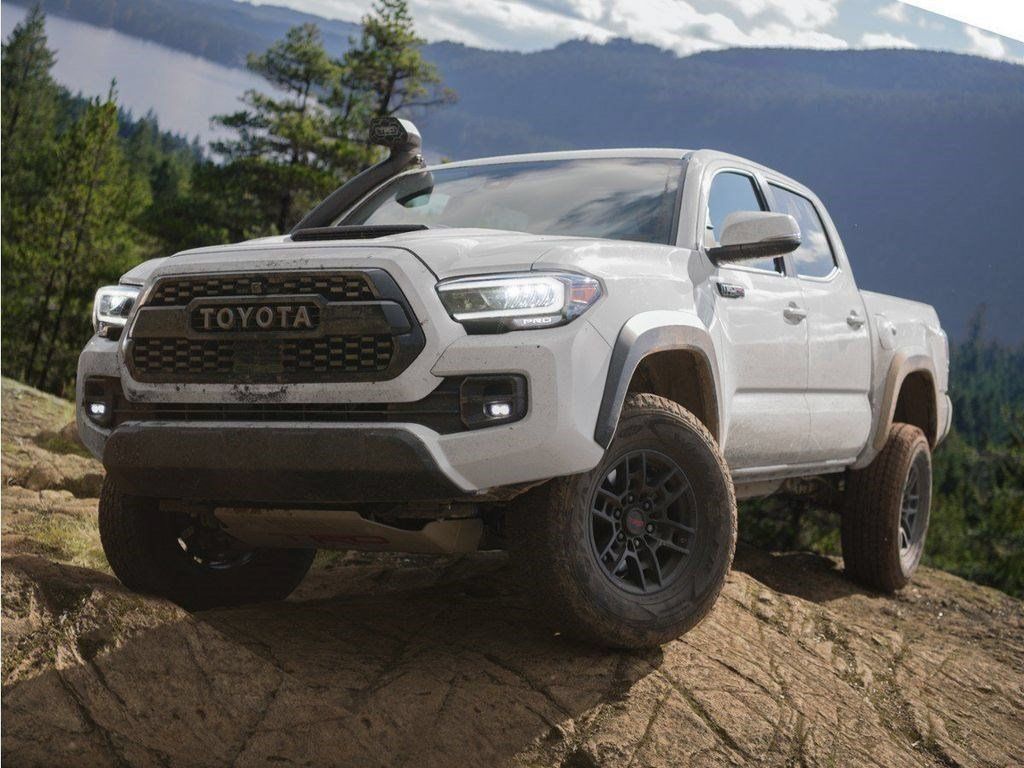 Magnetic Gray Metallic 2022 Toyota Tacoma Pickup Truck Four-Wheel Drive 6-Speed Automatic