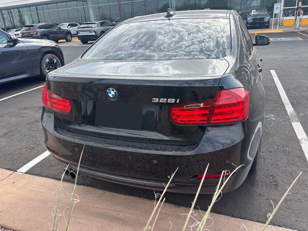 Thumbnail: 2015 BMW 3 Series - 4