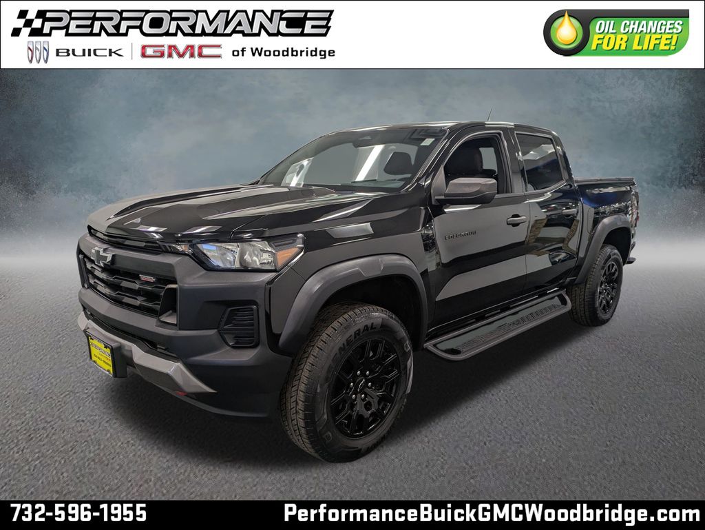 Black 2023 Chevrolet Colorado Pickup Truck Four-Wheel Drive 8-Speed Automatic
