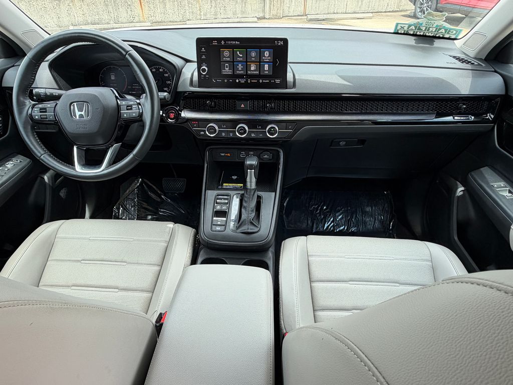 2025 Honda CR-V LX - Photo 16