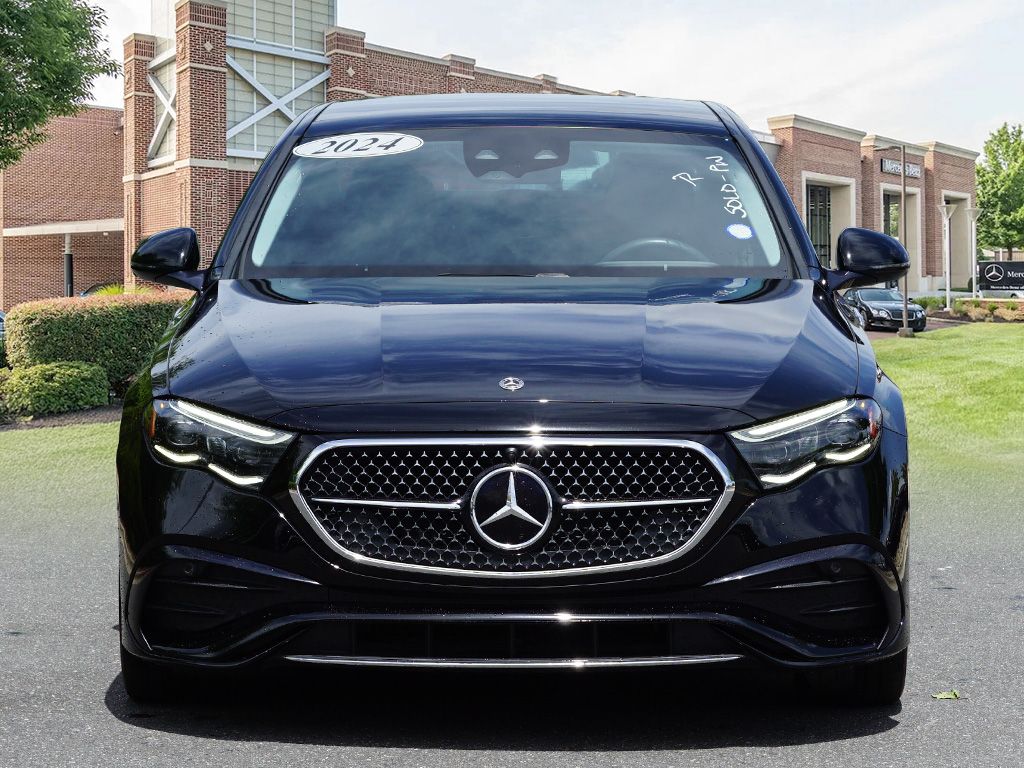 Thumbnail: 2024 Mercedes-Benz E-Class - 2