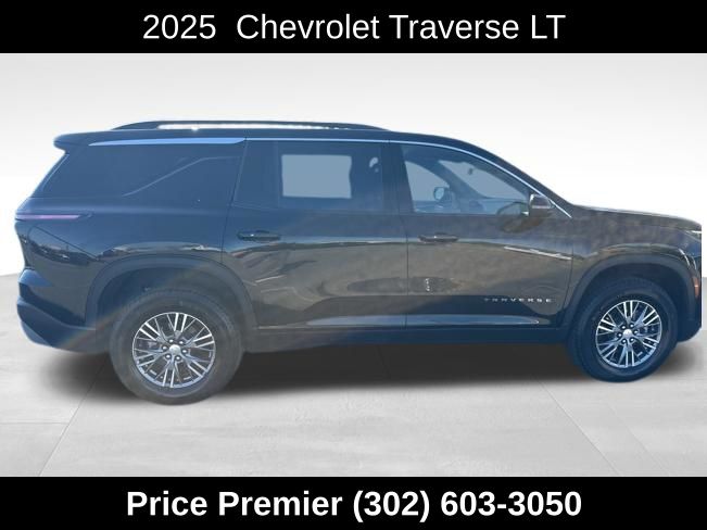 Black Metallic 2025 Chevrolet Traverse SUV / Crossover Four-Wheel Drive 8-Speed Automatic