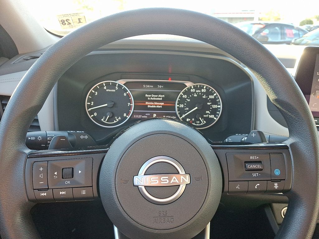 Thumbnail: 2023 Nissan Rogue - 19