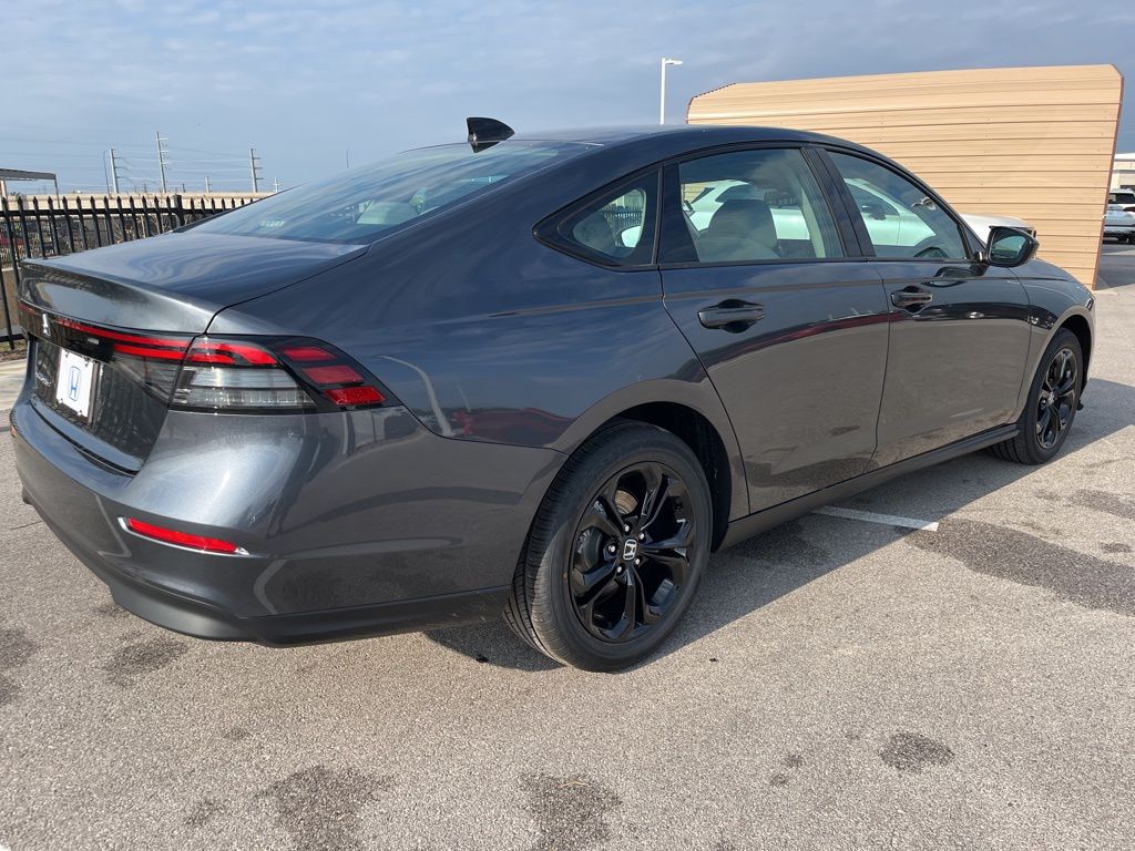 Thumbnail: 2025 Honda Accord - 3