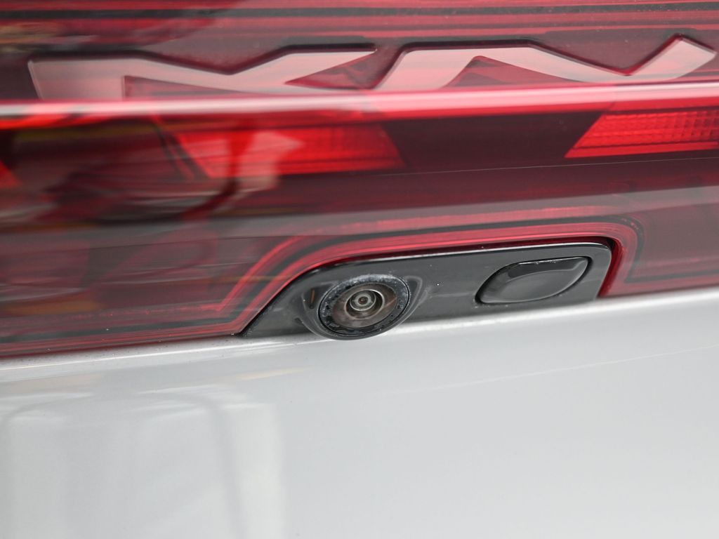 Used 2023 Wolf Gray Kia GT-Line image 32