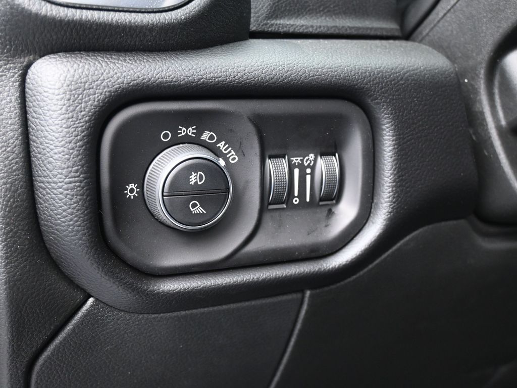 New 2026 Bright White Clearcoat Ram Laramie image 16