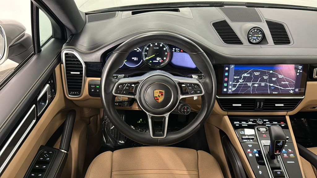 2022 Porsche   16