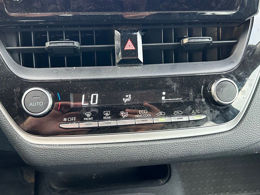 Thumbnail: 2024 Toyota Corolla - 24