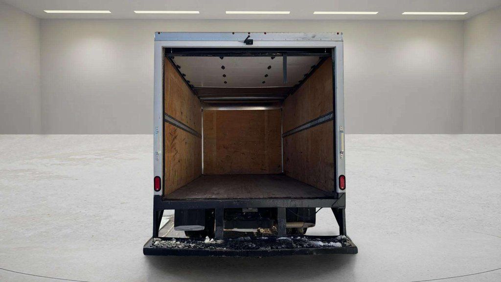 Used 2020 Oxford White Ford XL image 22