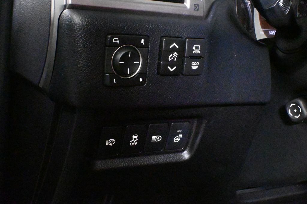 2023 Lexus GX 460 Luxury 29