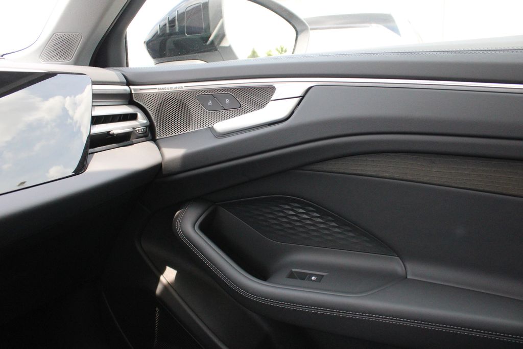 Used 2026 White Audi Premium Plus image 21