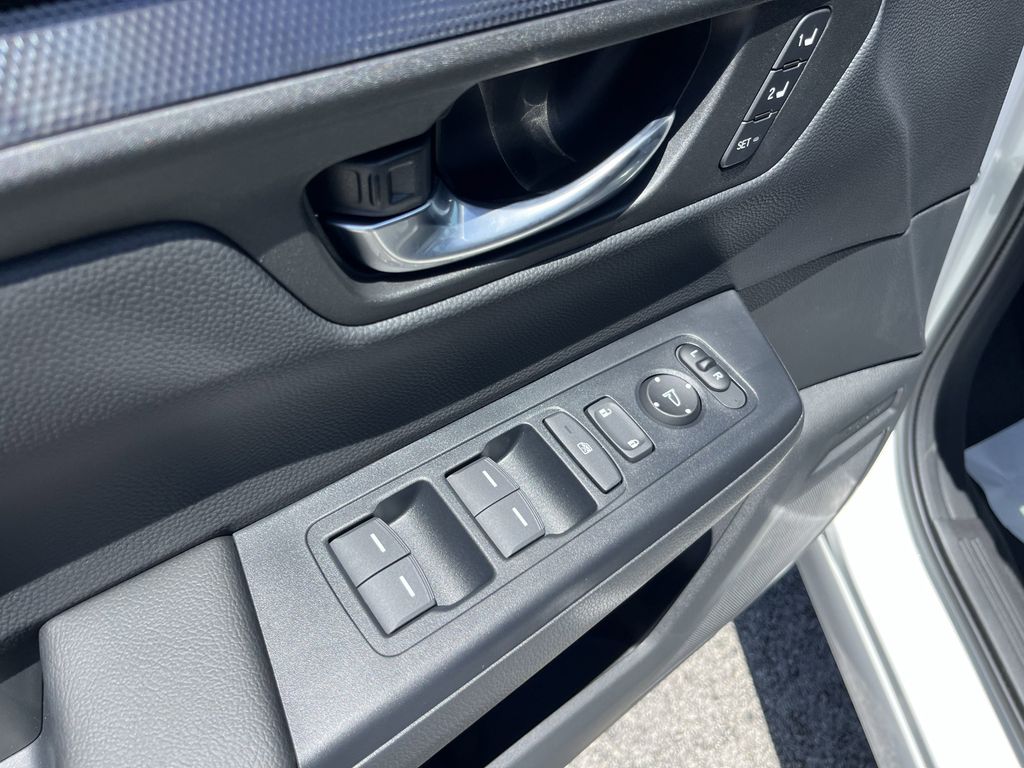 new 2026 Honda CR-V Hybrid car, priced at $38,868