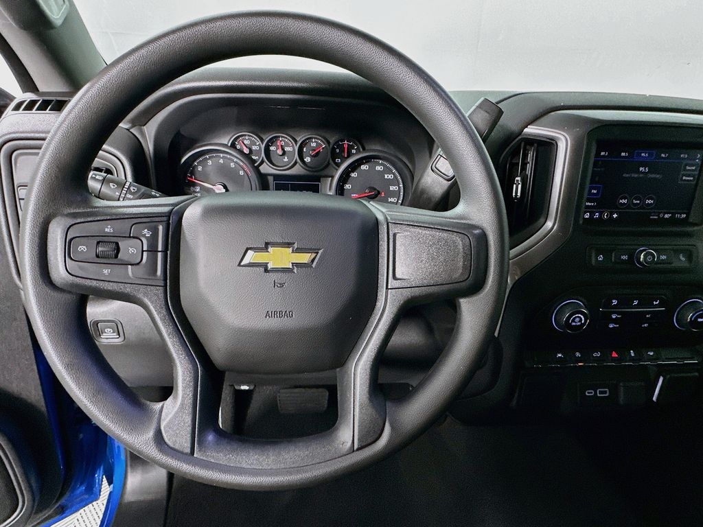 Thumbnail: 2024 Chevrolet Silverado 1500 - 11