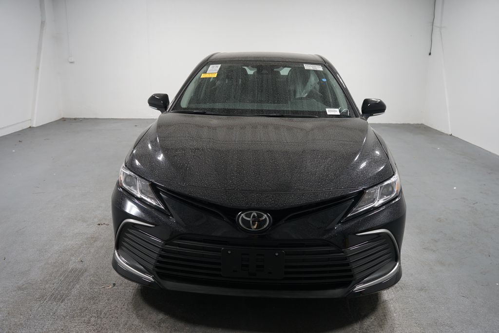 2024 Toyota Camry LE 2