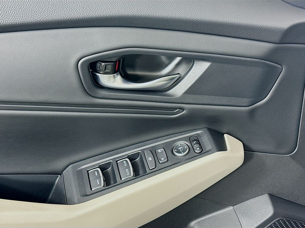 Thumbnail: 2025 Honda Accord - 17