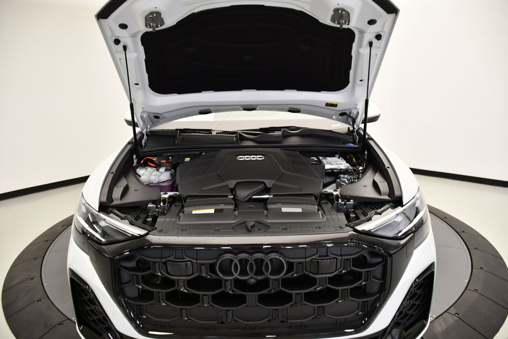 Thumbnail: 2026 Audi Q8 - 13