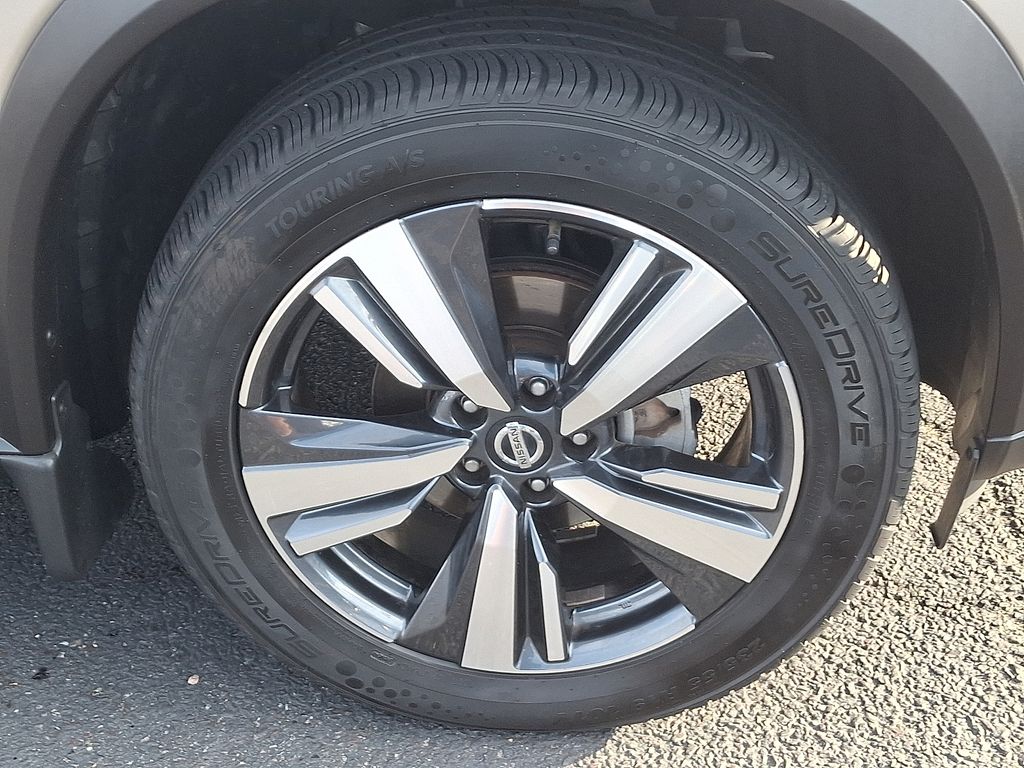 Thumbnail: 2021 Nissan Rogue - 8