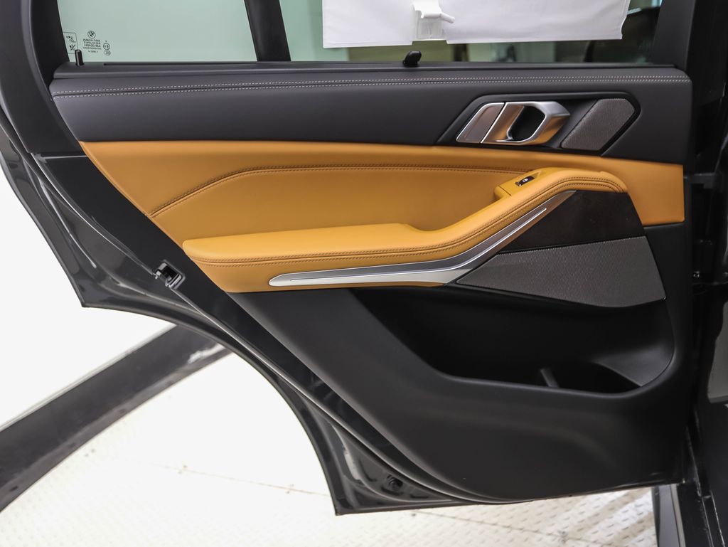 Thumbnail: 2026 BMW X5 - 20