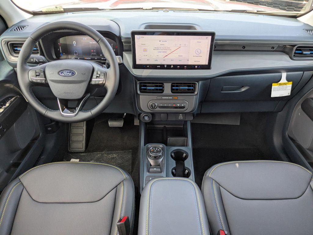2025 Ford Maverick Lobo Standard